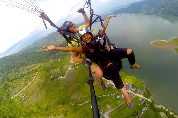 Paragliding Tandem Flight från Pokhara med foton och video