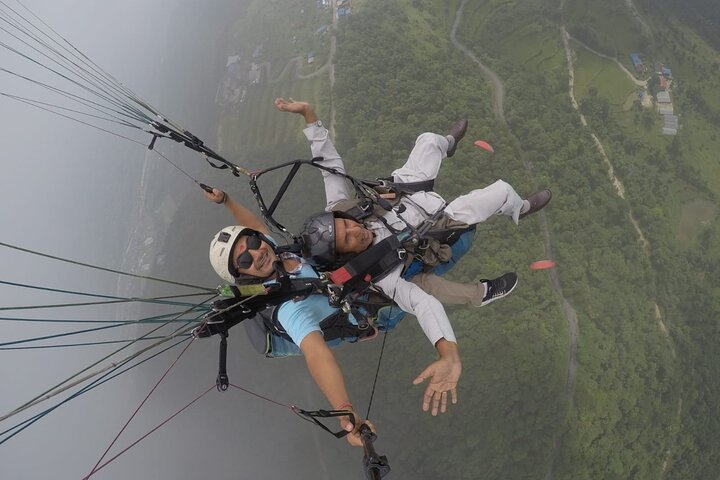 Paragliding Tandem Flight från Pokhara med foton och video