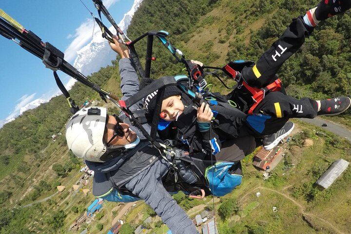 Paragliding Tandem Flight från Pokhara med foton och video