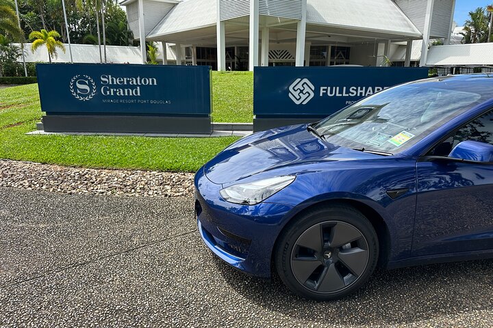 Transferência privada do aeroporto de Cairns para Port Douglas com retorno
