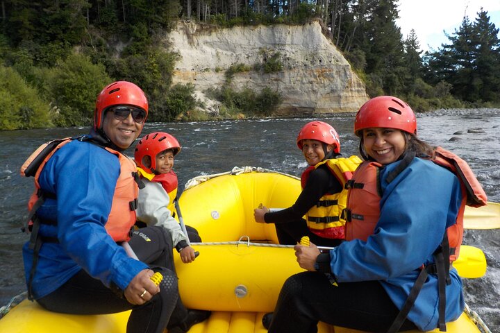 Family Float Grade 2 Whitewater Adventure i Tongariro River