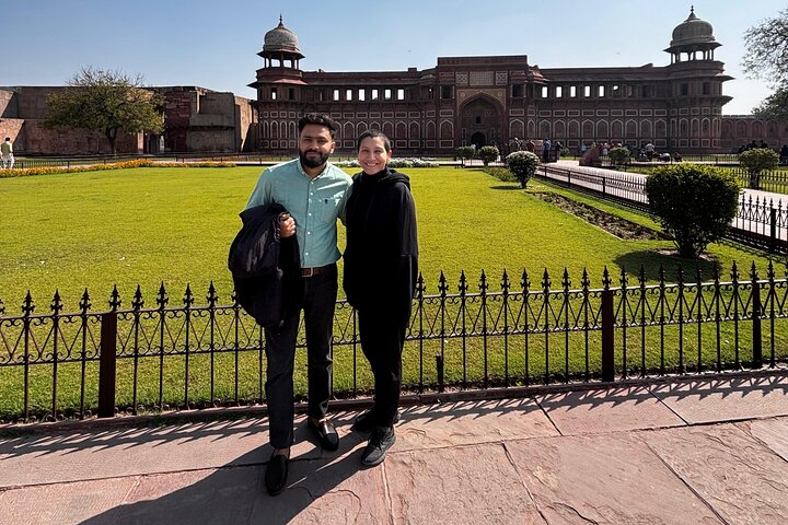 Von Jaipur : Taj Mahal & Agra Tour mit Transfer nach Delhi mit dem Auto