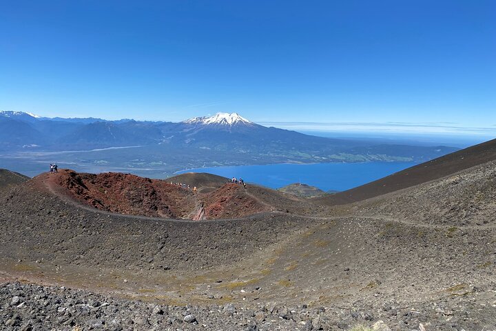 Escursione privata a terra del vulcano Osorno e delle cascate di Petrohué