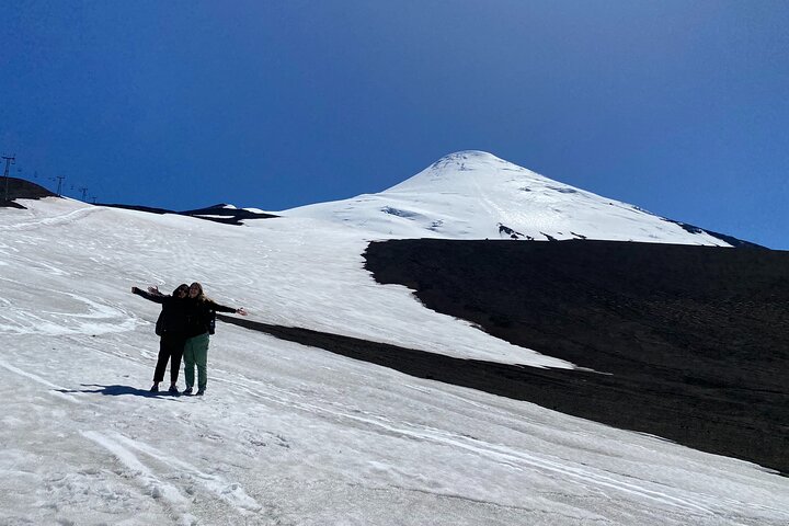 Escursione privata a terra del vulcano Osorno e delle cascate di Petrohué