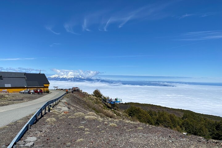 Escursione privata a terra del vulcano Osorno e delle cascate di Petrohué