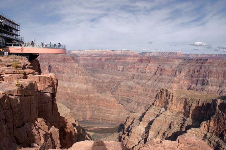 Passeio de Dia em Grupo Pequeno pelo West Skywalk do Grand Canyon a partir de Laughlin, NV