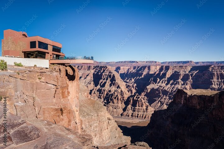 Passeio de Dia em Grupo Pequeno pelo West Skywalk do Grand Canyon a partir de Laughlin, NV
