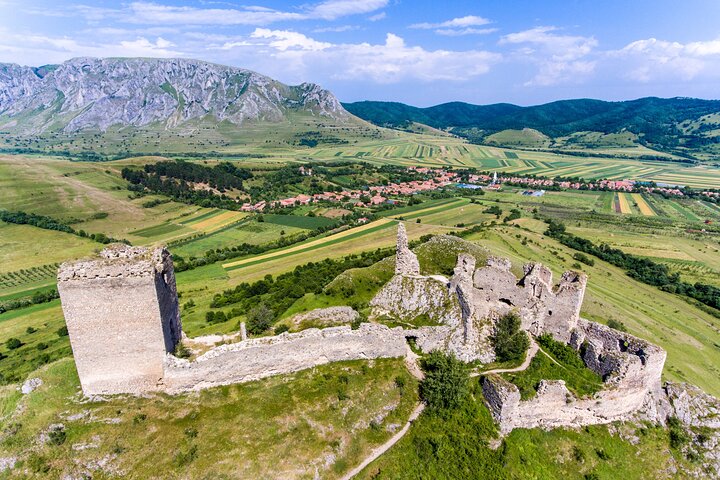 Excursion d'une journée à la mine de sel de Turda, au village de Rimetea et à la forteresse de Coltesti