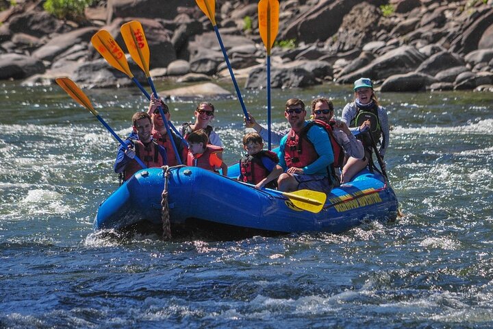 Viagem de jangada curta e moderada de 2 horas em Glenwood Springs