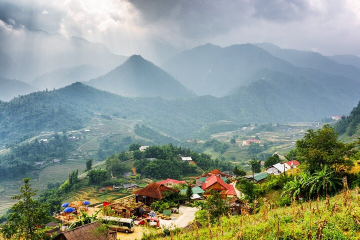 Privétour van een hele dag in Sapa met de auto