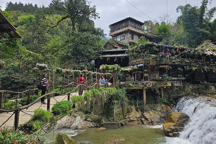 Privétour van een hele dag in Sapa met de auto
