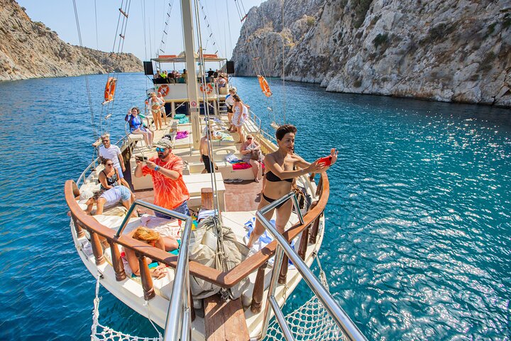 Croisière en bateau d'une journée aux 3 îles avec prise en charge facultative