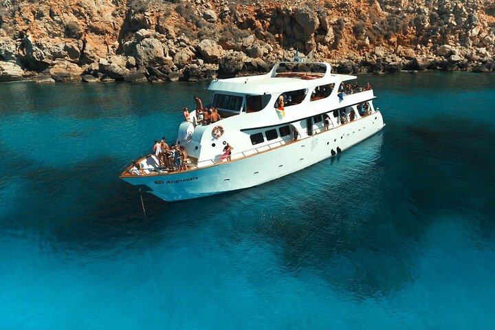 Crucero al atardecer por los 80/90 y DJ - ADULTOS 16+