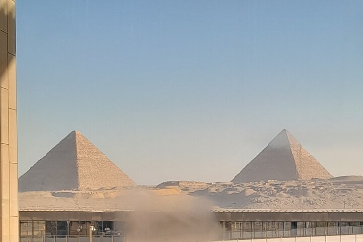 Ganztägige Tour durch die Pyramiden von Gizeh und das Große Ägyptische Museum.