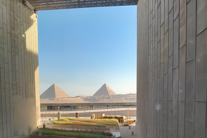 Ganztägige Tour durch die Pyramiden von Gizeh und das Große Ägyptische Museum.