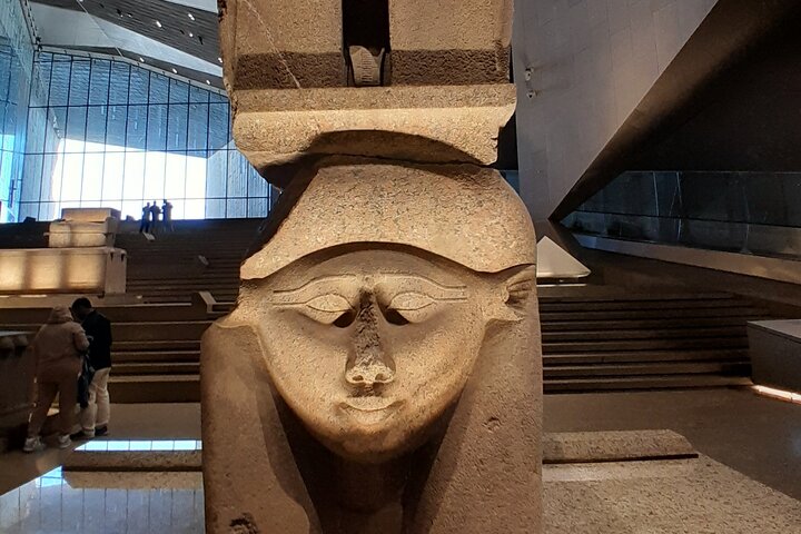 Ganztägige Tour durch die Pyramiden von Gizeh und das Große Ägyptische Museum.