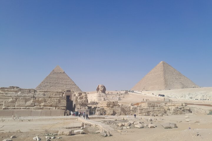 Ganztägige Tour durch die Pyramiden von Gizeh und das Große Ägyptische Museum.