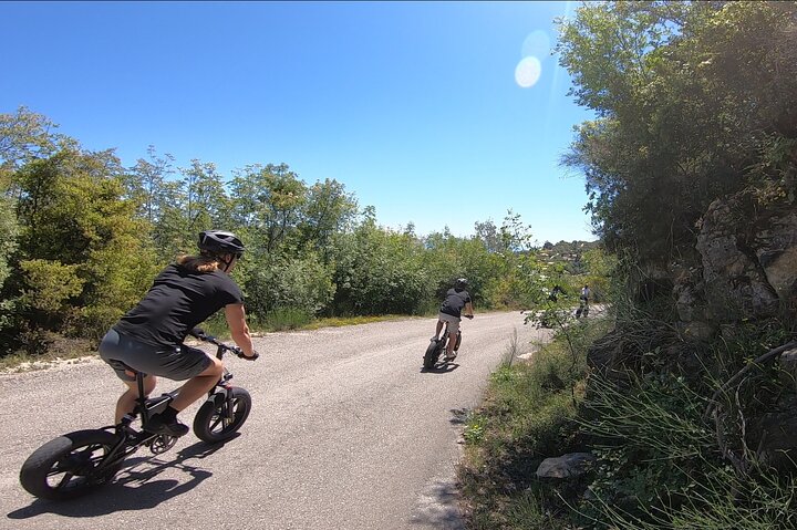 Lefkada: Mountain Gems Elektrisk fett cykeltur och provsmakning