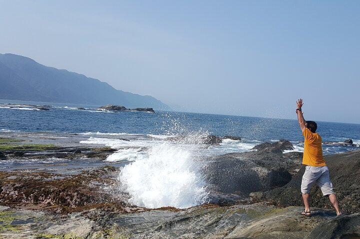 Tour Privado por la Costa Este y Caza de Jade – Escapada Costera de Hualien