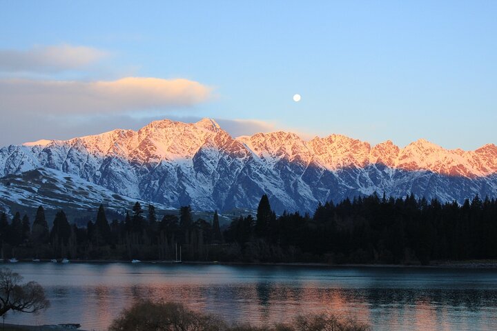 Tour per piccoli gruppi dal monte Cook a Queenstown (solo andata)
