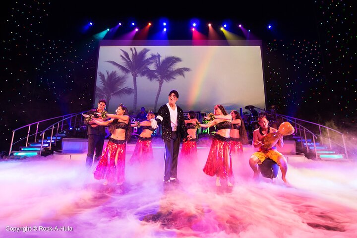 Buffet Waikiki Luau con biglietto opzionale per lo spettacolo Rock-A-Hula
