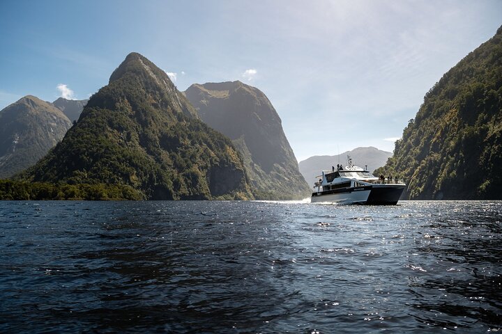 Crucero de un día por las tierras vírgenes de Doubtful Sound desde Manapouri