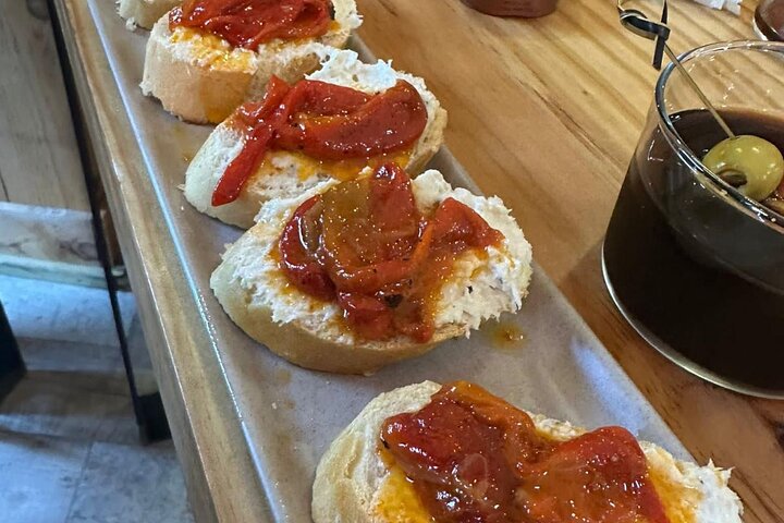 Visita y Experiencia Gastronómica Fábrica de Anchoas de Santoña