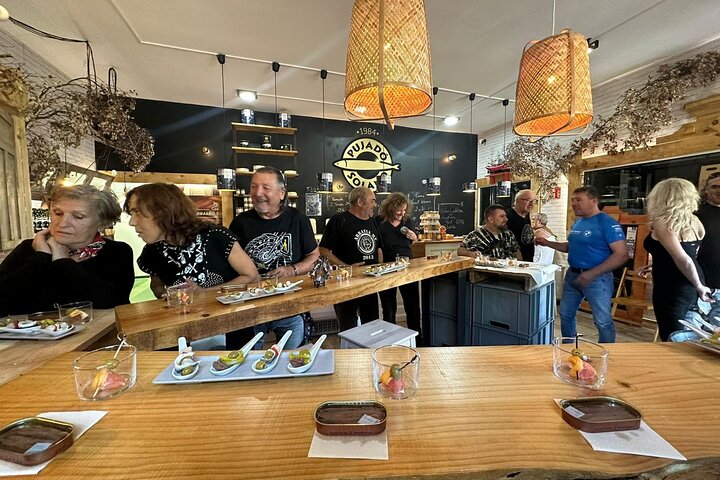 Visita y Experiencia Gastronómica Fábrica de Anchoas de Santoña
