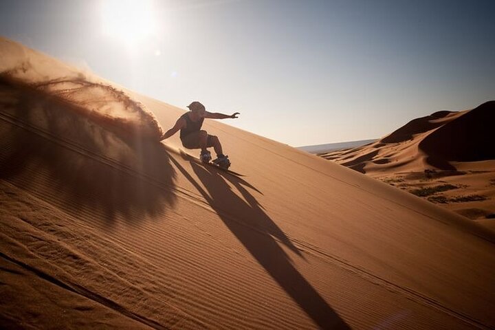 Dubaï Desert Safari Dune Bashing , VTT Quad, promenade à dos de chameau et barbecue