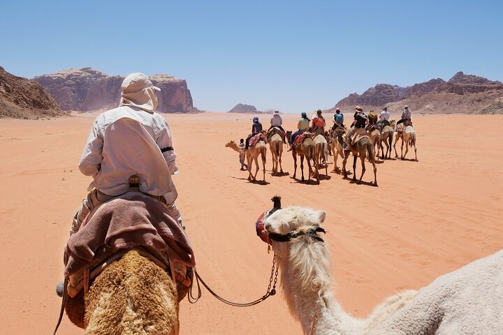 Privé ochtendwoestijnsafari met kameelrijden in Dubai