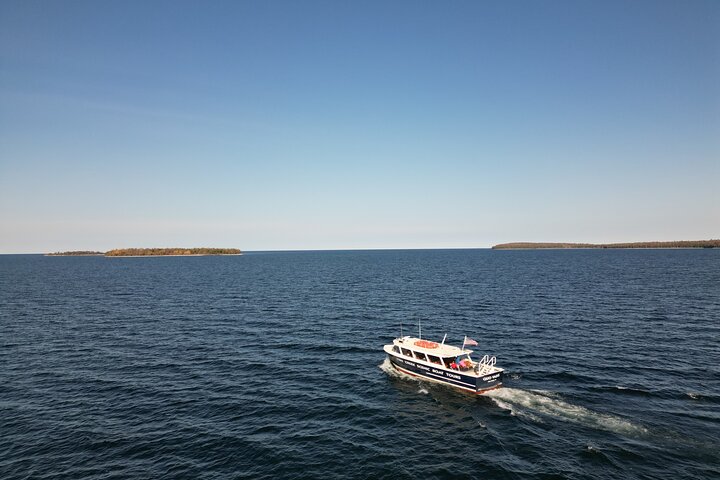 Strawberry Islands Scenic Boat Tour og Historic Cottage Row