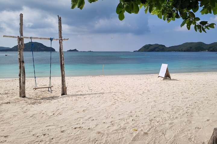 Lombok Tour privado Cascada y pueblo tradicional, incluida la playa