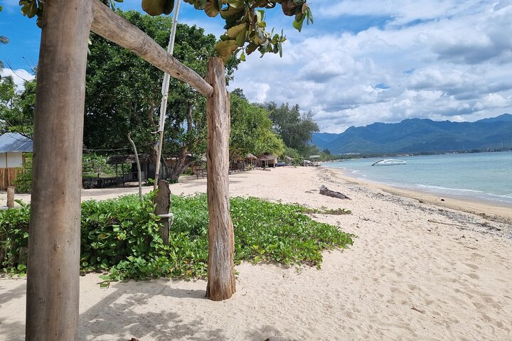 Lombok Tour privado Cascada y pueblo tradicional, incluida la playa