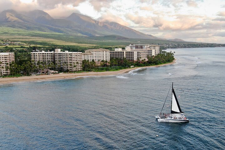 Restauranter i nærheden af Coast of Ka'anapali Beach Sunset Dinner Sail