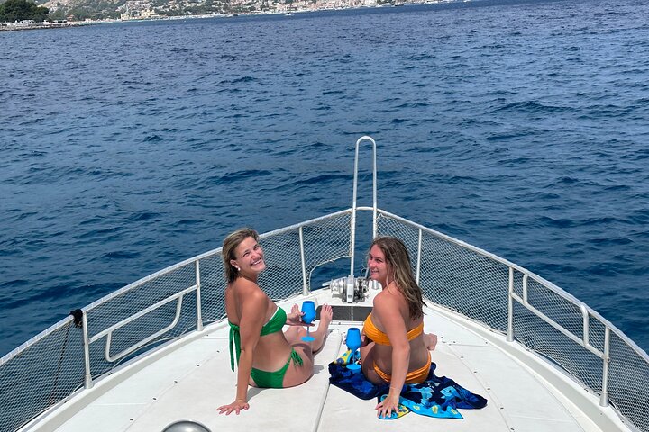 Excursión de medio día en barco por Palermo con Palermo Experiences