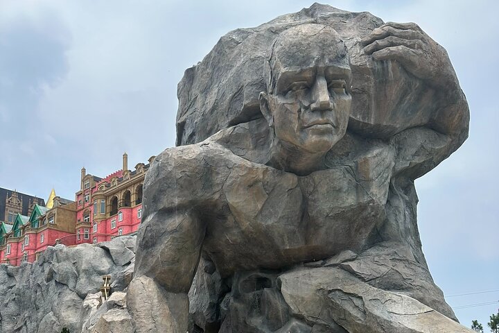 DA NANG Ba Na Hills, Golden Bridge och linbanor PRIVATTUR