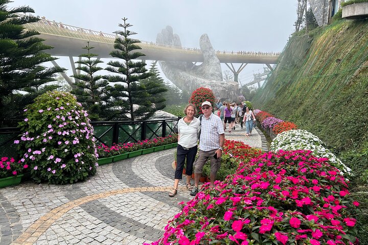 DA NANG Ba Na Hills, Golden Bridge och linbanor PRIVATTUR
