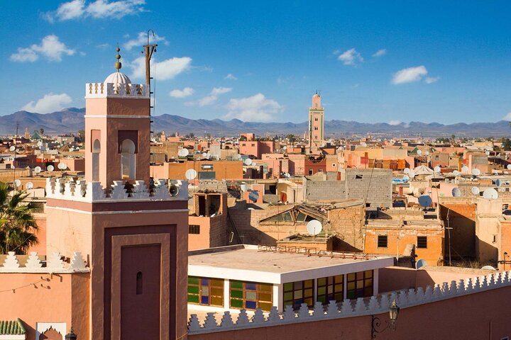 Marrakech au départ de Casablanca avec Calèche et Balade à dos de chameau