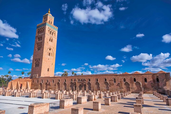 Marrakech au départ de Casablanca avec Calèche et Balade à dos de chameau