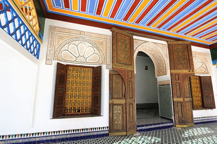 Marrakech au départ de Casablanca avec Calèche et Balade à dos de chameau