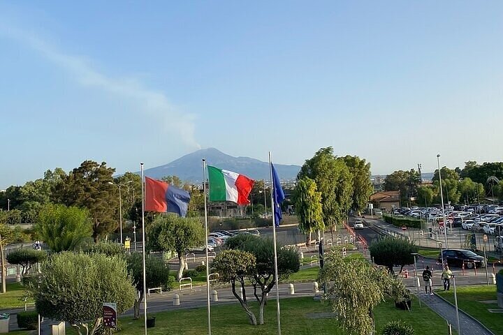 Catania flygplatstransfer ↔ Syracuse, Taormina eller Giardini Naxos