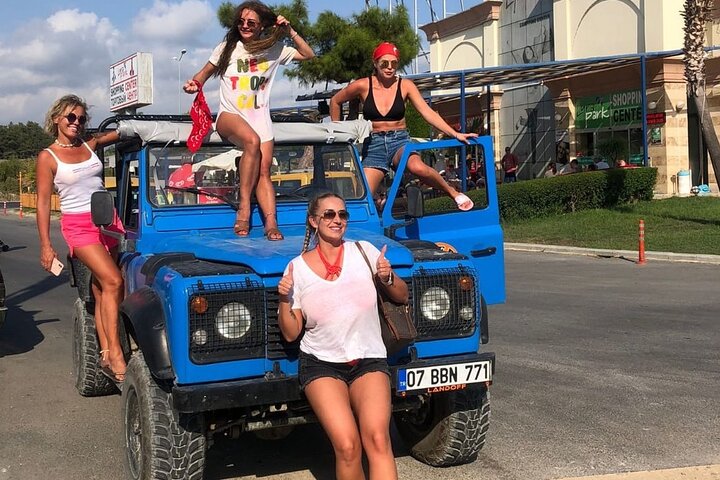Green Canyon: zij-jeepsafari met lunch, waterval en boottocht