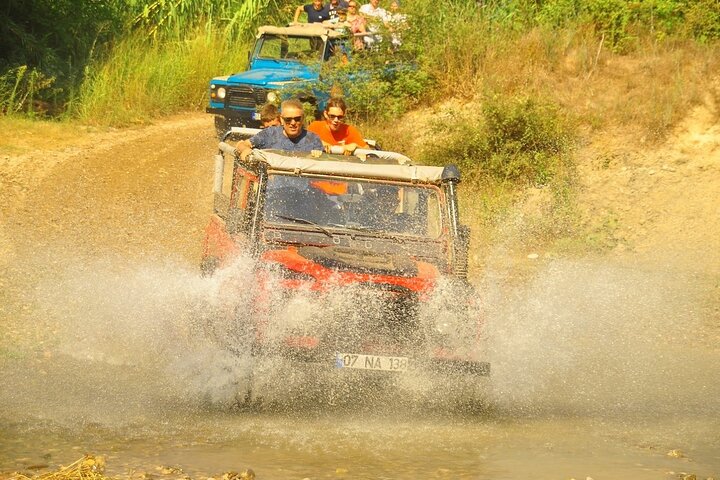 Green Canyon: zij-jeepsafari met lunch, waterval en boottocht