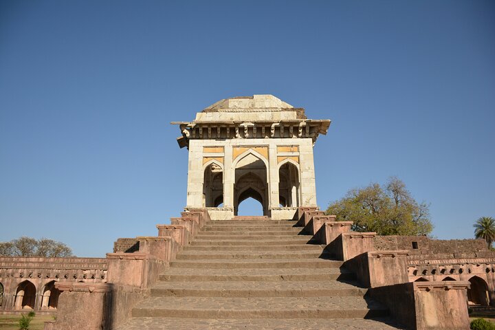 Mandu & Maheshwar Privat dagstur fra Indore med indgange