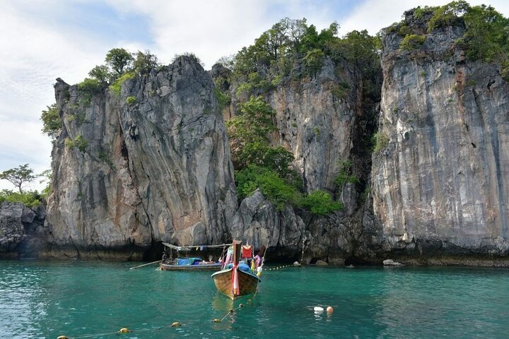 Phi Phi Khai Islands udflugt med havudsigt og frokost med speedbåd