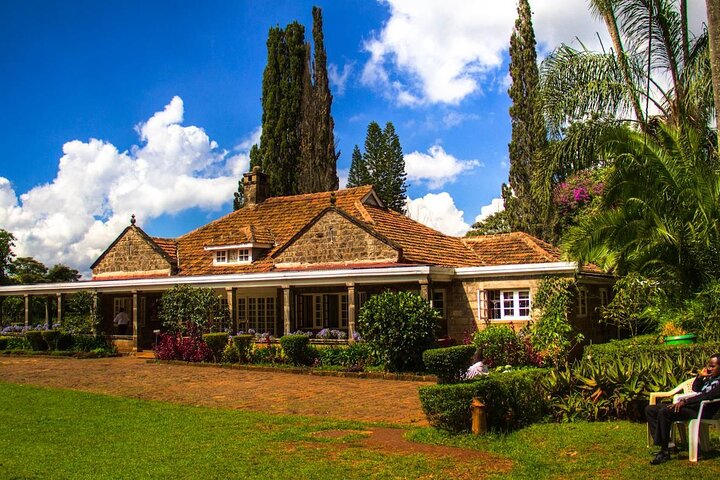 Excursión de un día al Parque Nacional Nairobi Giraffe Center y Karen Blixen