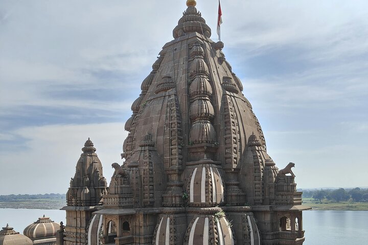 Mandu & Maheshwar Privat dagstur fra Indore med indgange