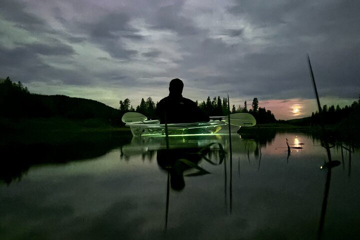 Restauranter i nærheten av Illuminated Glass Kayak Sunset Tour