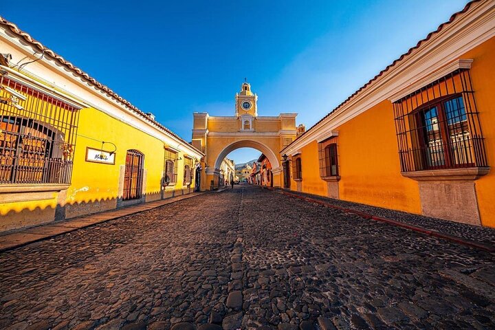 Privat transfer Fra lufthavn/Guate City til ANTIGUA eller omvendt