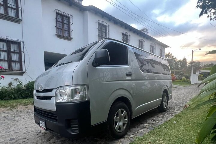 Privat transfer Fra lufthavn/Guate City til ANTIGUA eller omvendt